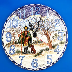 Orologio San Rocco nel paesaggio innevato