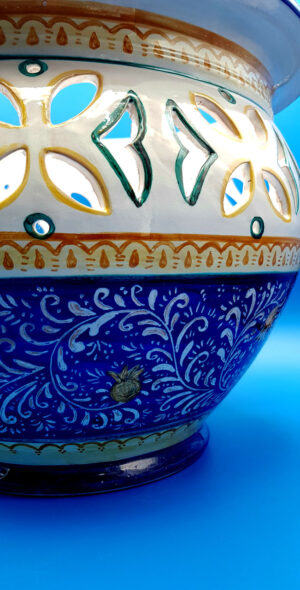 Vaso per piante graffiato blu